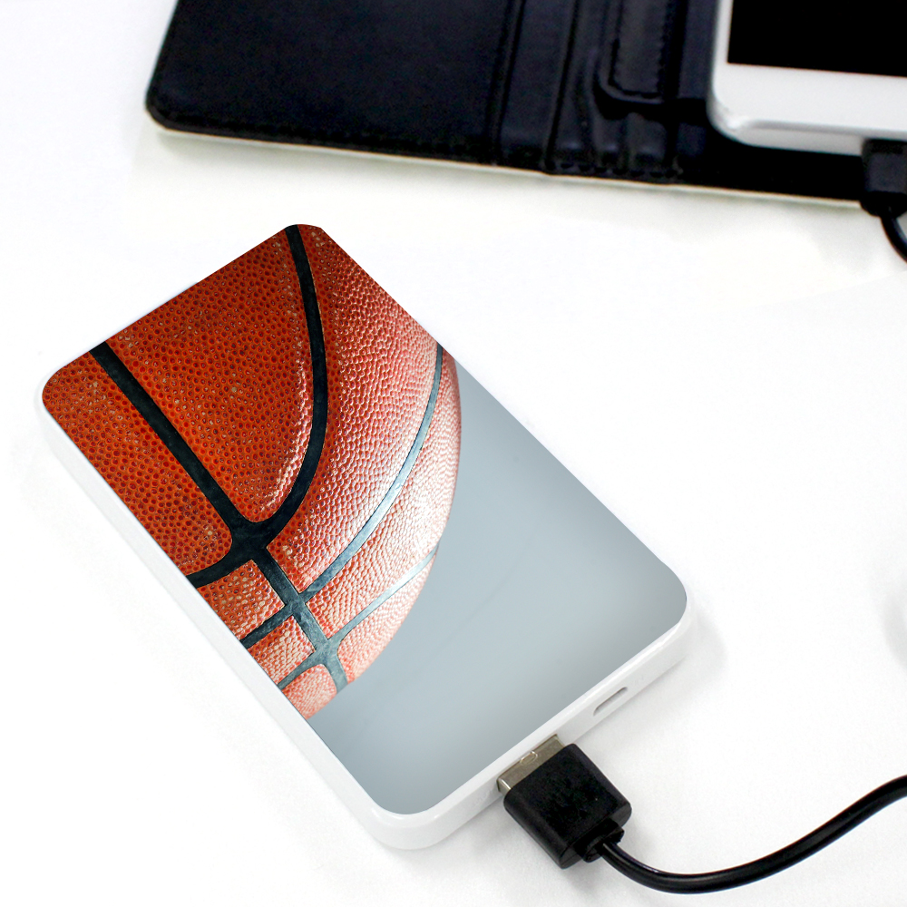 スポーツグッズ モバイルバッテリー