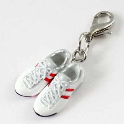 スポーツチャーム （ □ シューズ　赤ライン） ミニチャーム 卒部記念品 卒団記念品